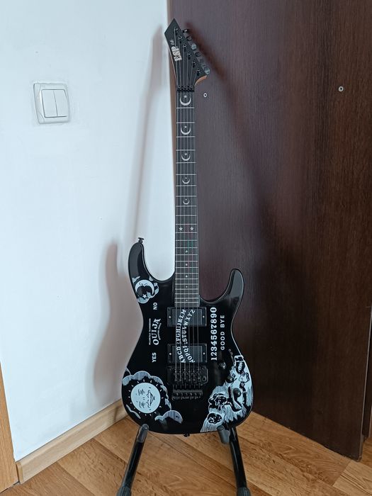 Электрогитара Moon Goddess