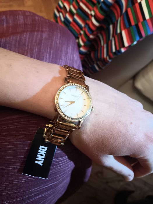 DKNY часовник NY9204