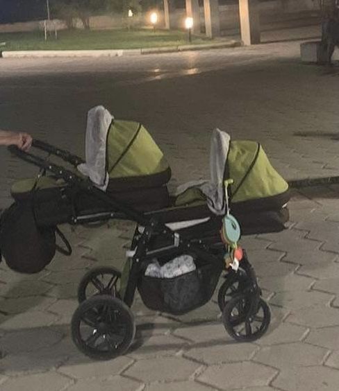 Количка за близнаци