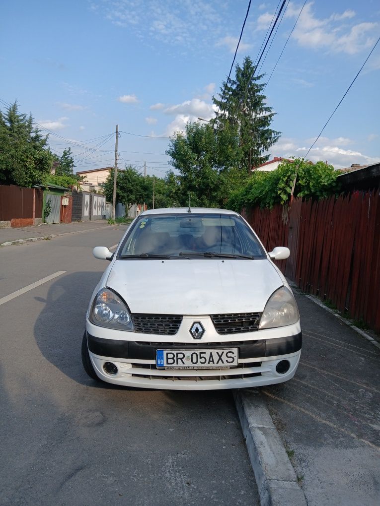 Renault clio 2003