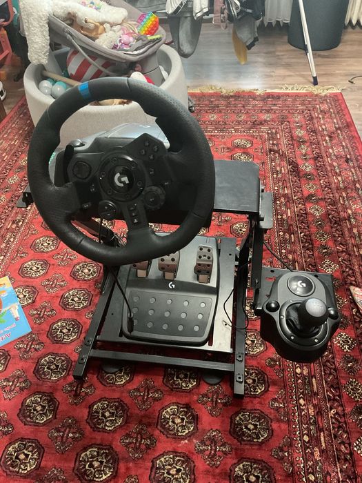 Volan Logitech G923 TrueForce cu schimbator Ps4 Ps5 Pc