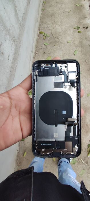 Dau carcasa de iPhone 11