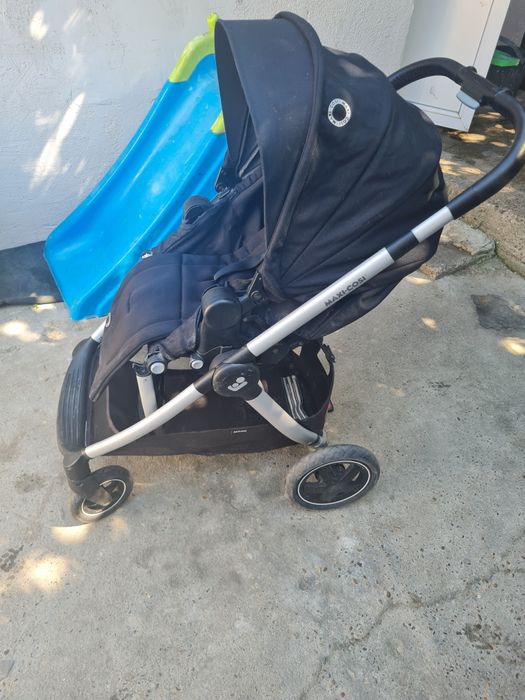 Vând căruțuri pentru copii