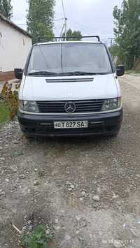 Mercedes Benz Vito