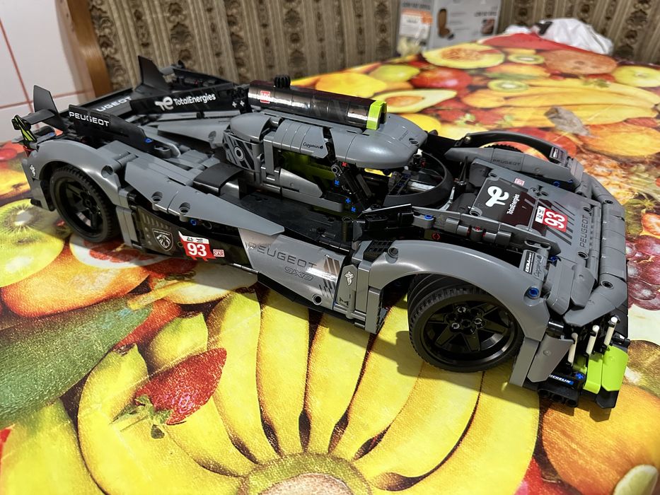 Masina din lego peugeot model 2022 (DE COLECTIE)