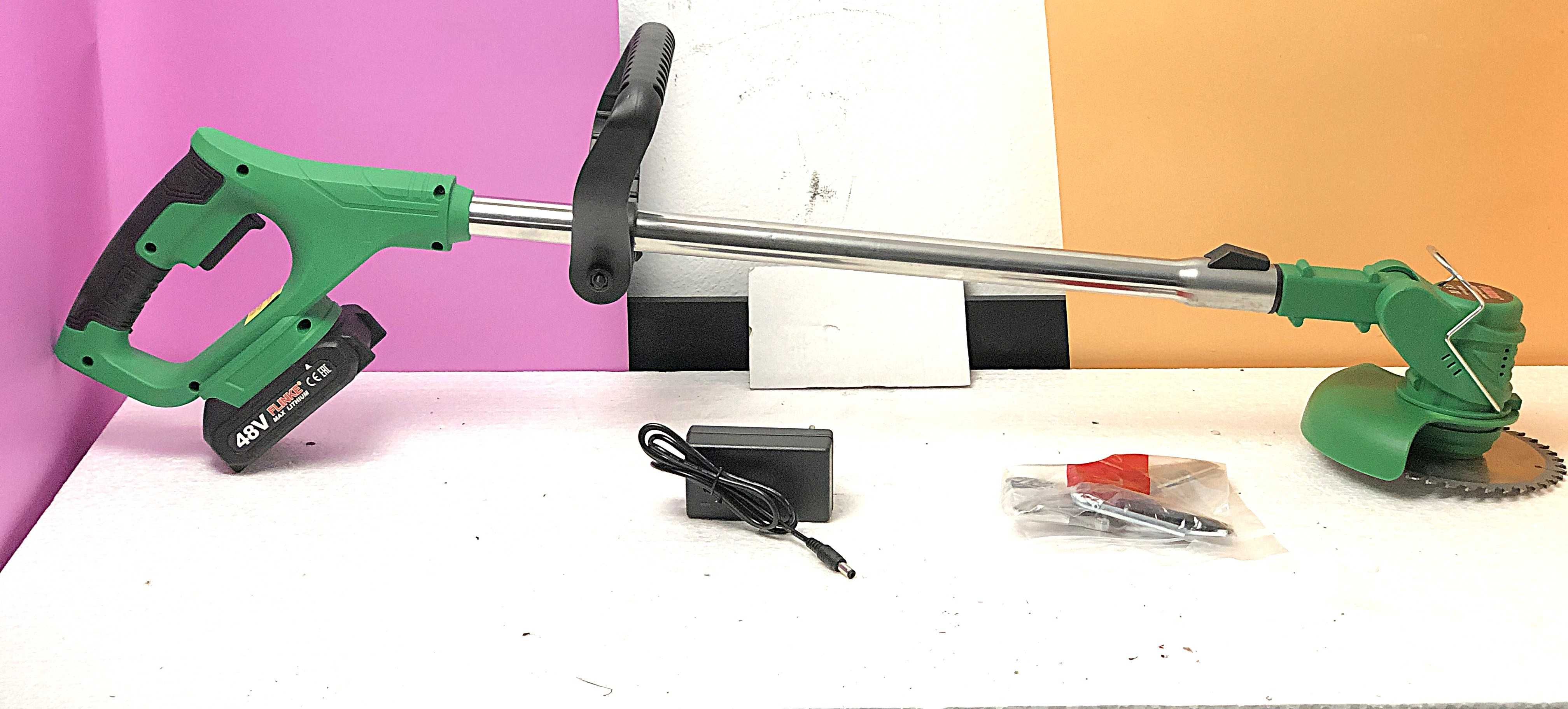 Motocoasa pe acumulator 48V, trimmer gazon, incarcare rapida