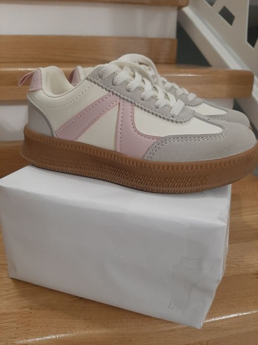 Incaltaminte fetite Reserved marimea 28