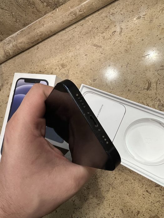 IPhone 12 64gb black