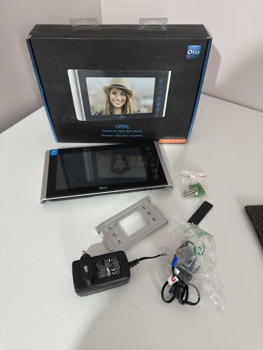 Otio Monitor pentru Videointerfon cu functie deschidere usa