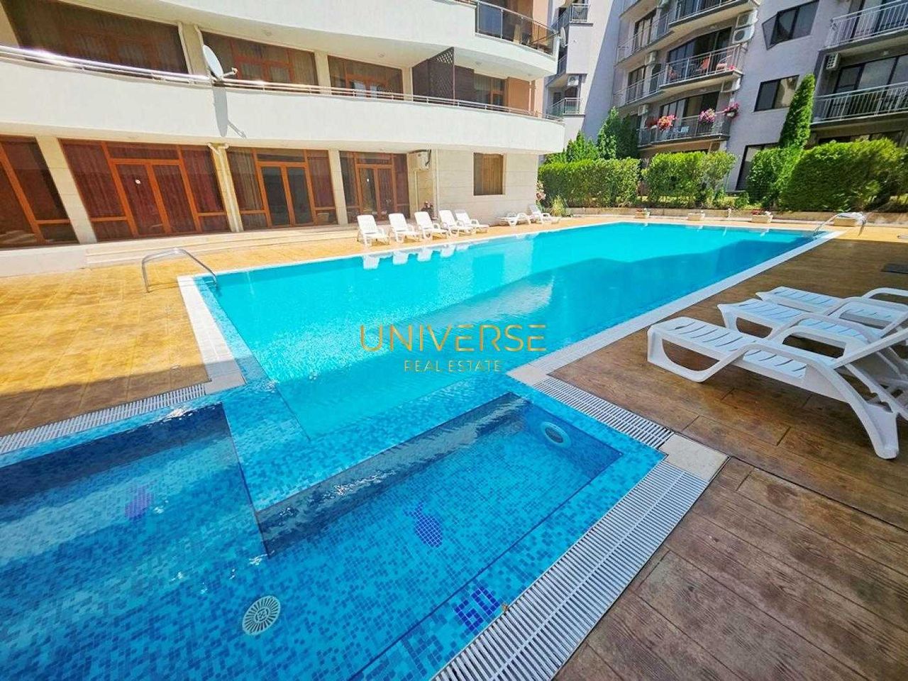 Продава се Двустаен апартамент в к.к. Слънчев бряг - 63 кв.м за 1088 €/кв.м - Снимка #12