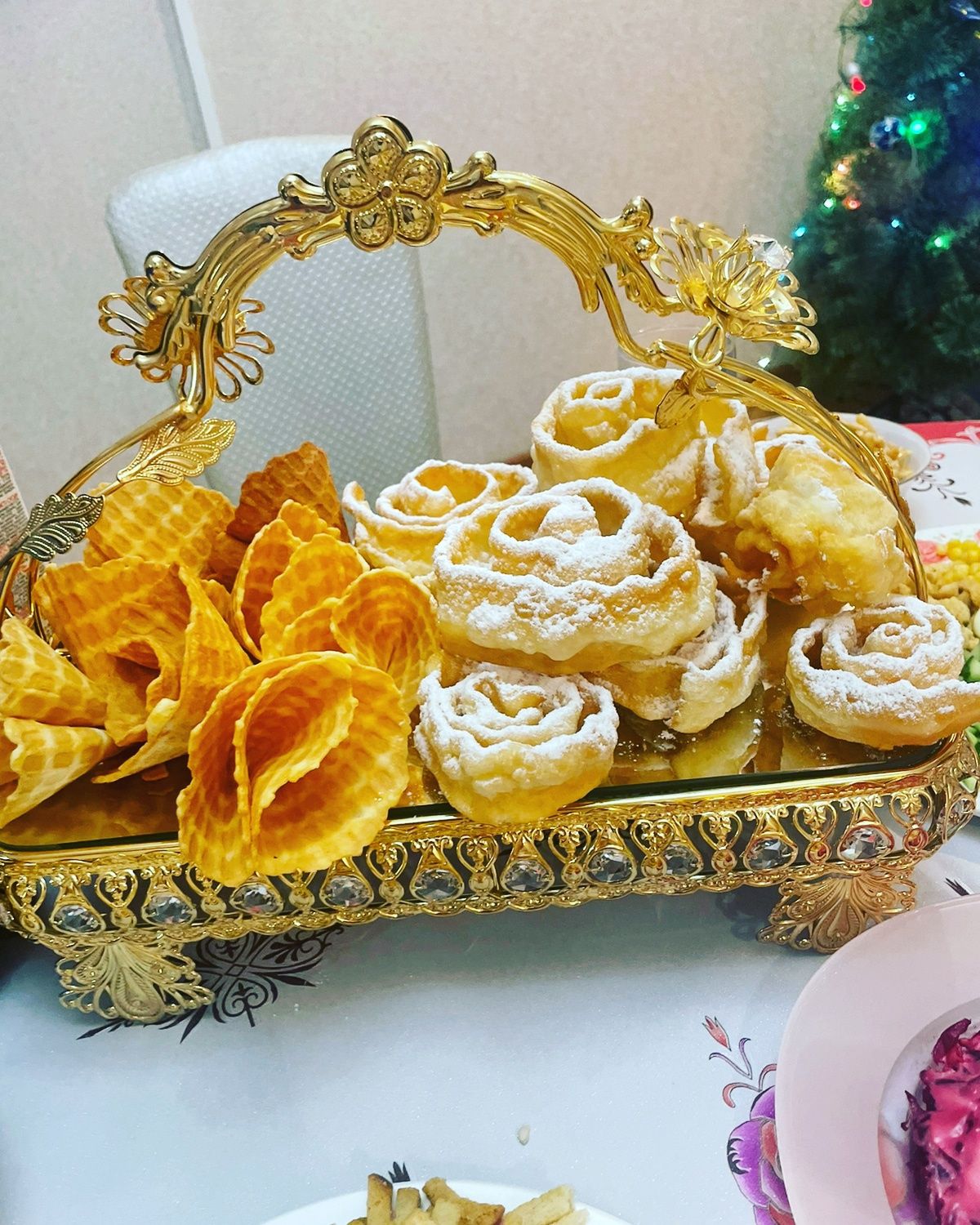 Хворост вафли и Чак чак