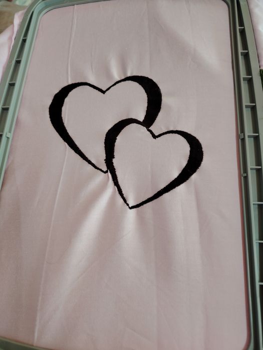 Продам вышивальную машинку