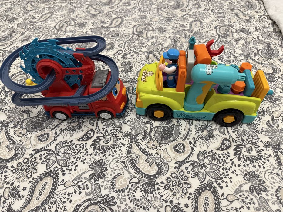 Игрушки интерактивные машинки