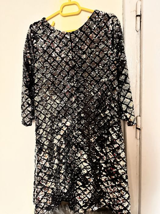 Rochie cu paiete argintii