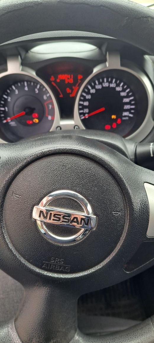 Vând Nissan Juke