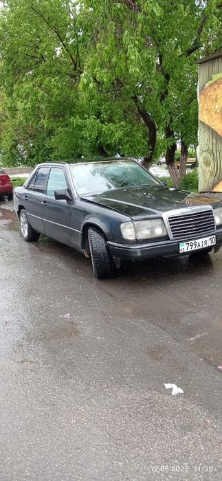 Продам мерседес 124