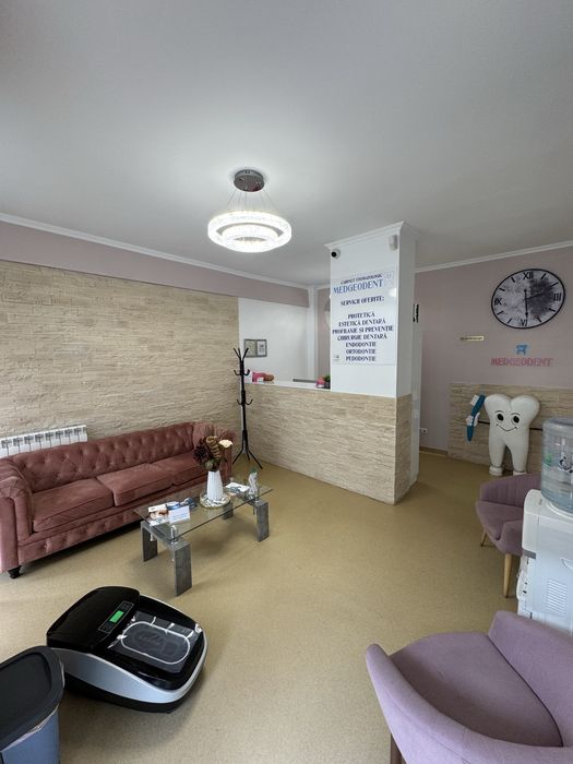 Clinica stomatologica si radiologie dentara  de vanzare