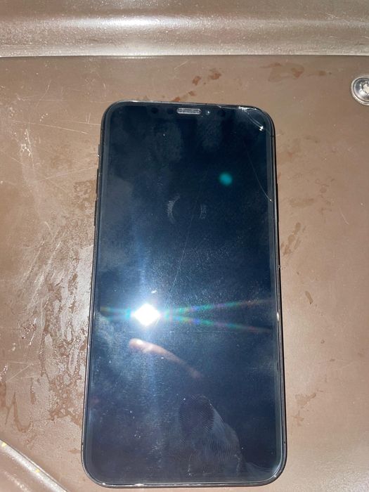 Продается  iPhone X