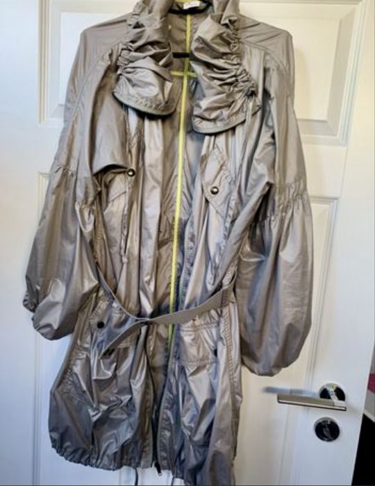 Trench uri elegante ,cu detalii de efect
