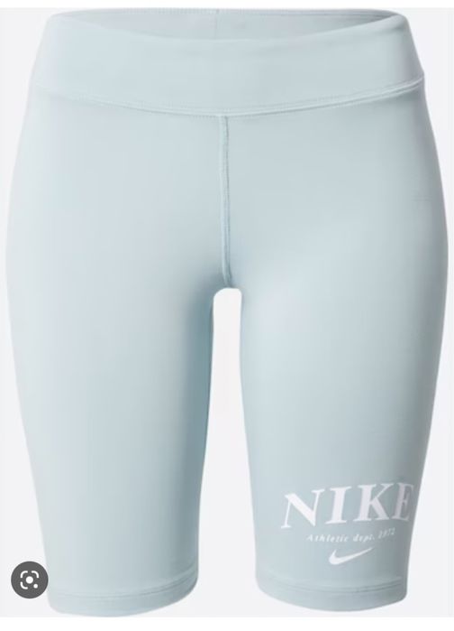 Къс клин Nike