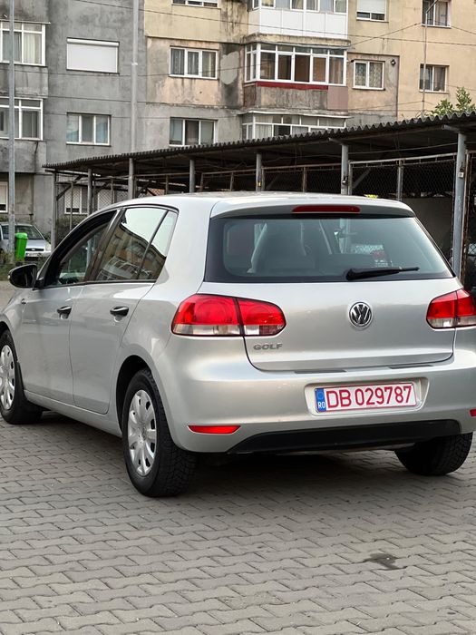 Vând W Golf VI benzina