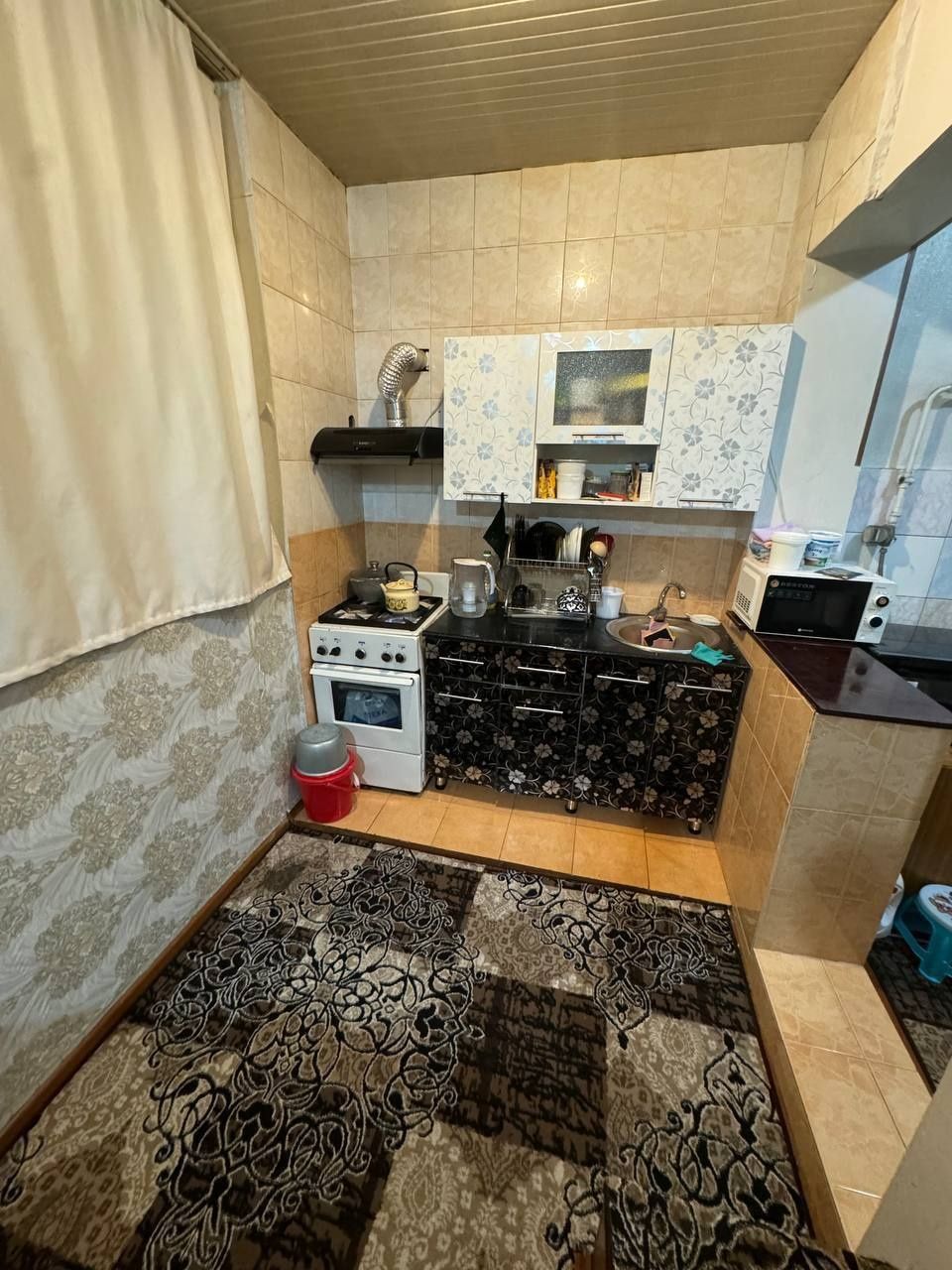Тансиқбоев-3да 3/5/5 хонали квартира сотилади  каракамиш