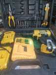 Bormașină dewalt 24v ,5ah,
