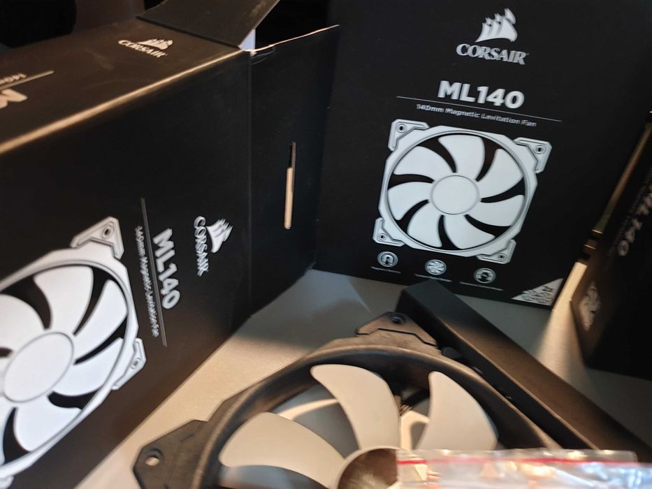 Ventilatoare Corsair ML140, FARA RGB, 6 buc.