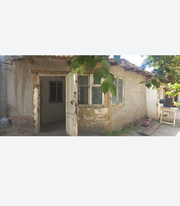 Срочно уй сотилади,вокзал бозорчани йонида