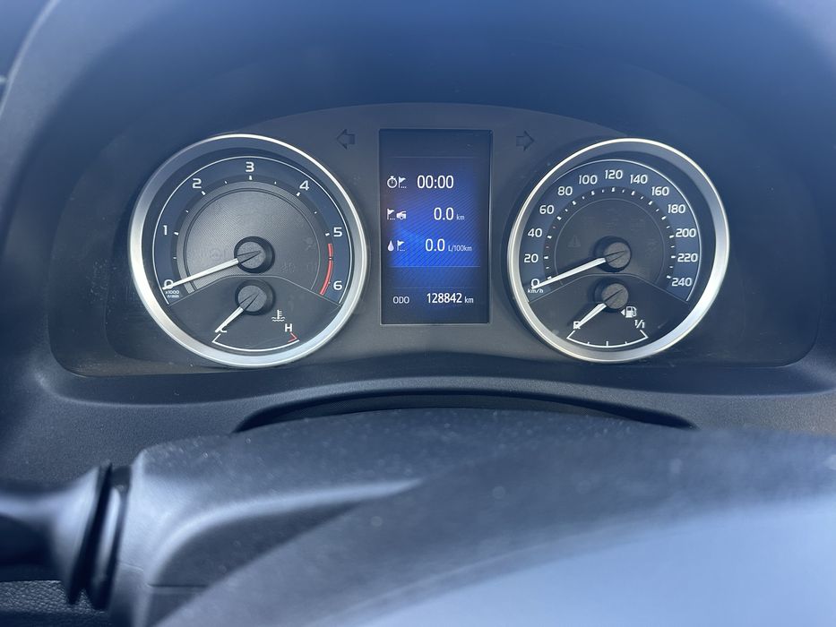 Продавам Toyota Corolla 1.4d4d