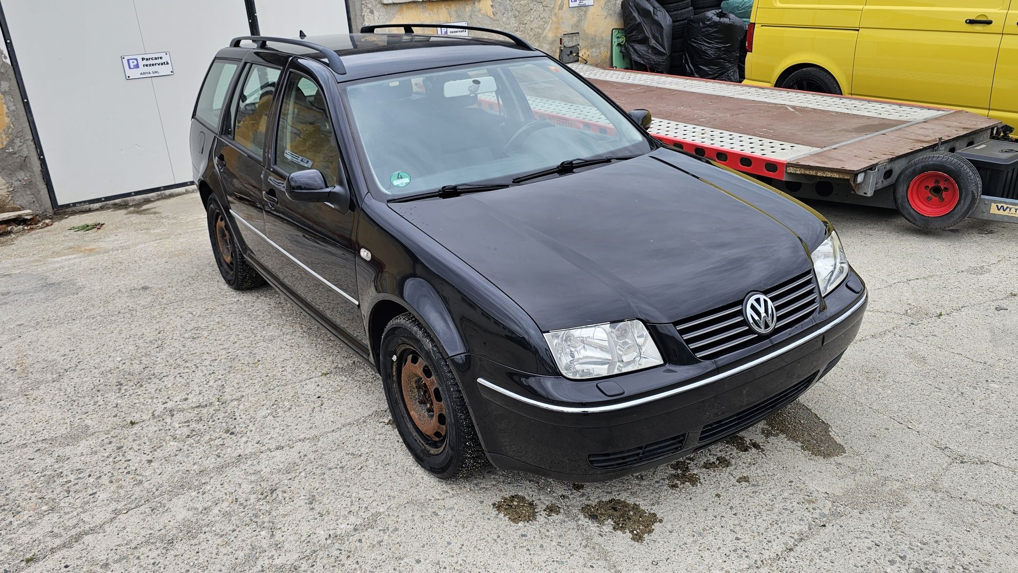 Dezmembrez Volkswagen Bora 2002 1.9TDI AXR

Climatronic 
Ceasuri bord