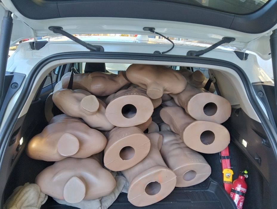 Manechine, busturi ,picioare expunere haine,, pantaloni,,bluze