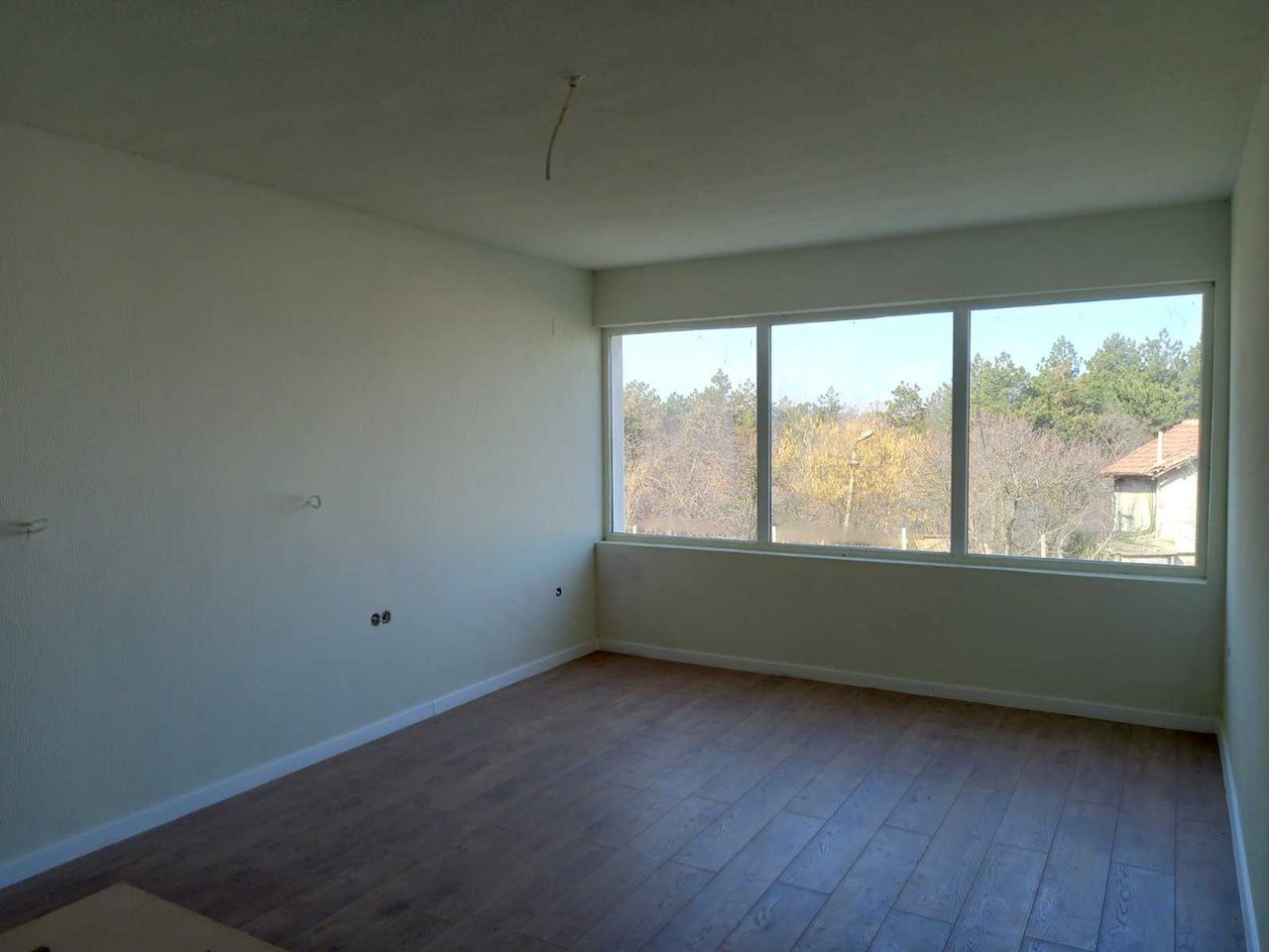 Продава се Къща в Варна, Галата - 380 кв.м за 1422 €/кв.м - Снимка #3