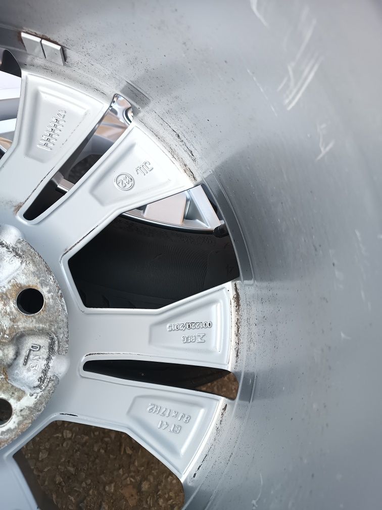 Фолксваген 17 цола , VW Alltrack