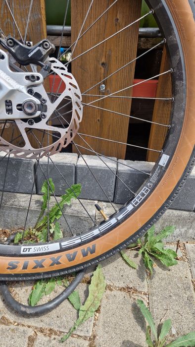 Bicicleta dirt jumper canyon stitched 360 pro