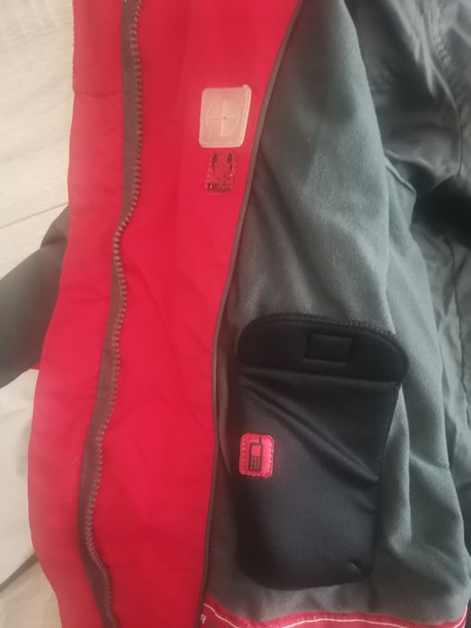 Vand geaca schi iarna