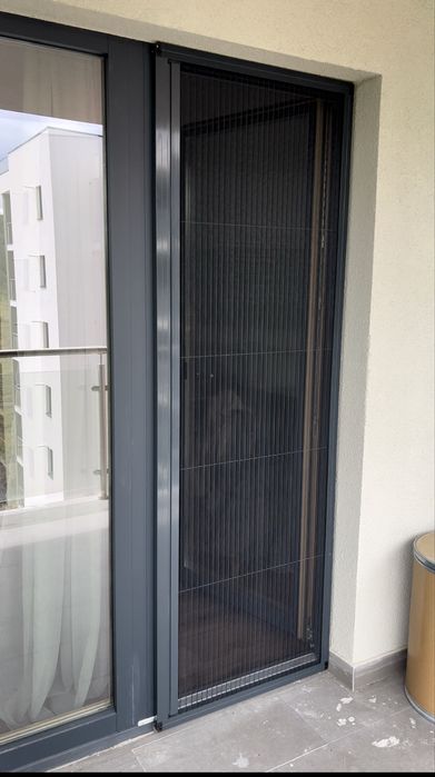 Plase tantari insecte la comanda Mures