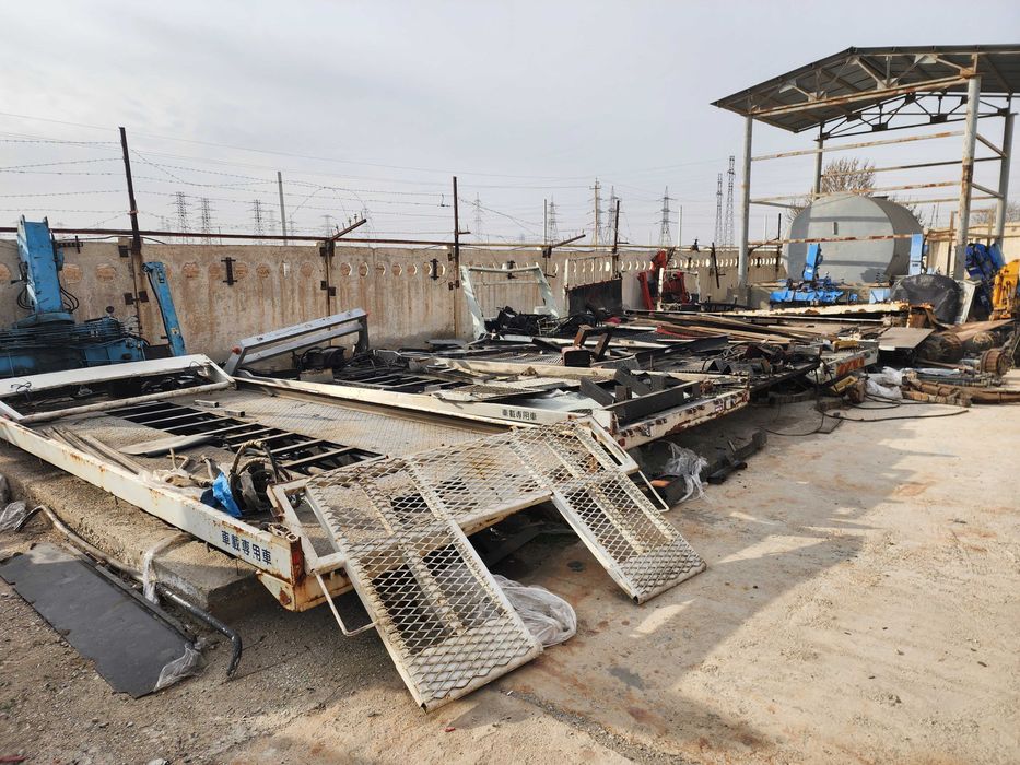 Эвакуатор платформалар сотилади