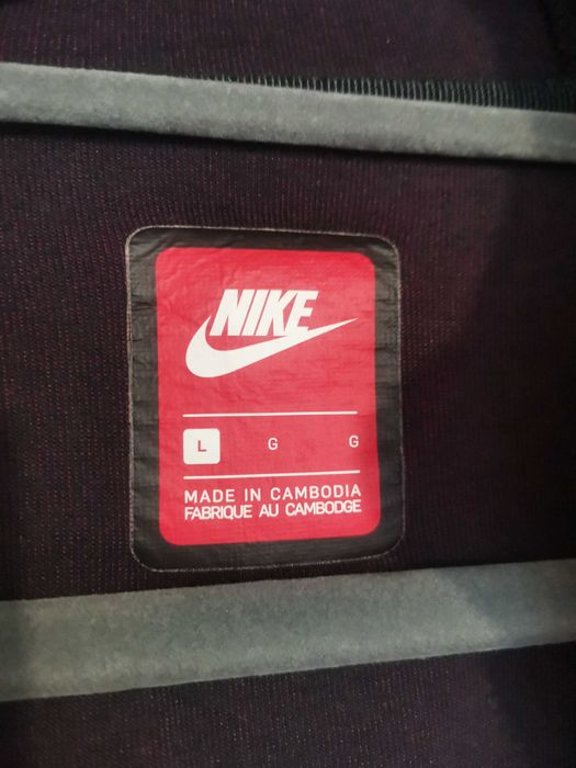 2 броя Nike Tech Fleece Hoodie Women's.