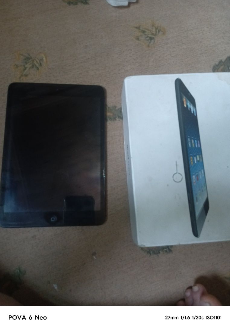 Продам iPad планшет