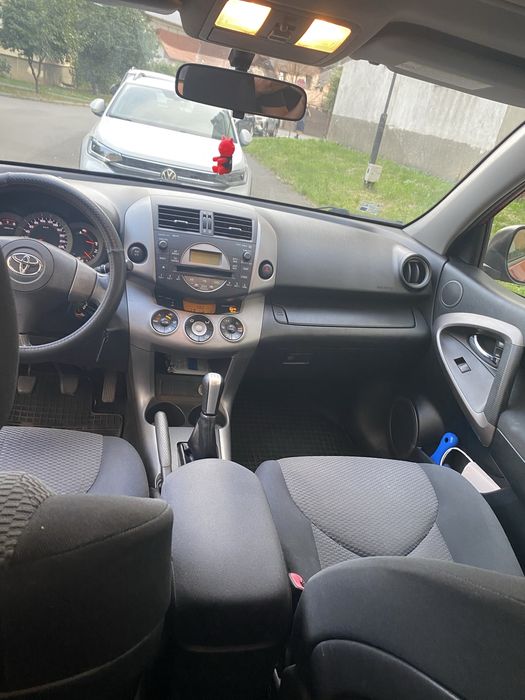 Vand toyota rav 4
