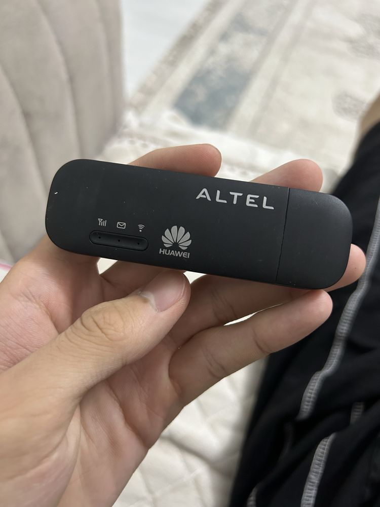 Wi-Fi роутер - USB модем HUAWEI E8372