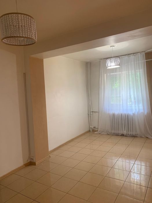 Inchiriez apartament Rovine pretabil Firmă