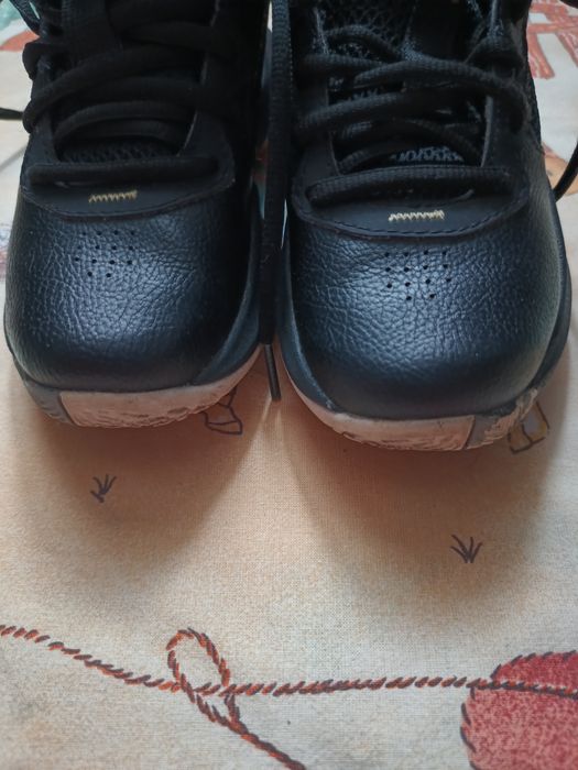 Bascheti încălțăminte copii 28,5 under armour