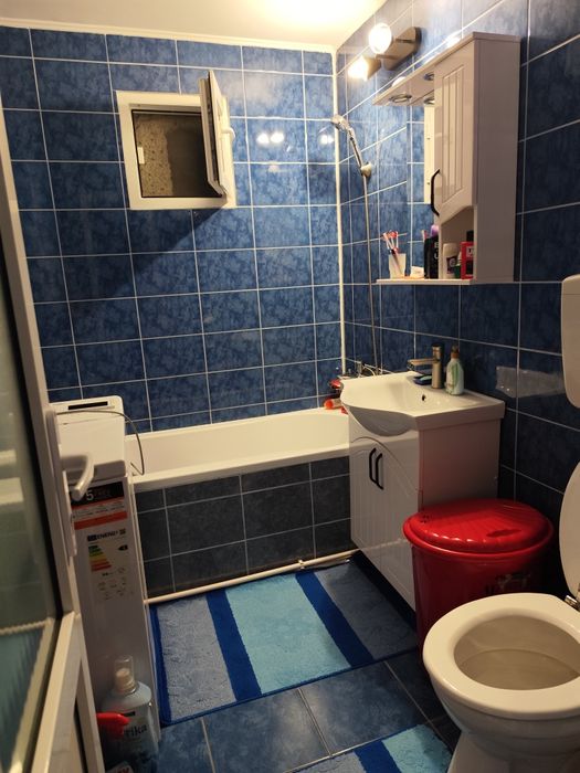 Vand apartament sau schimb cu casa