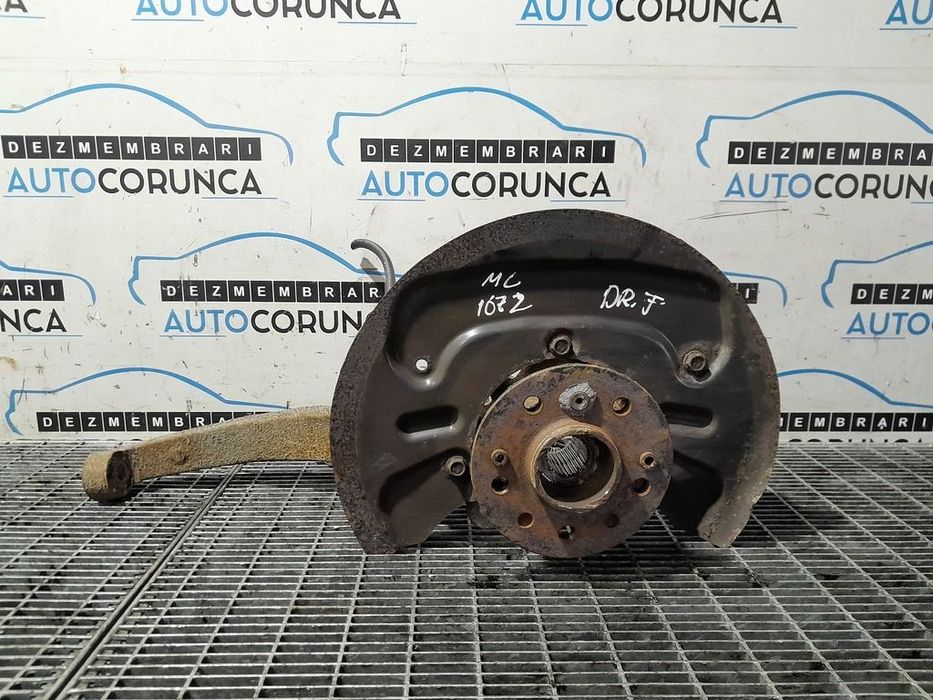 Fuzeta dreapta fata Mercedes ML W164 Facelift 3.0 D 2008 - 2011 Automata 642820 Euro4 ...