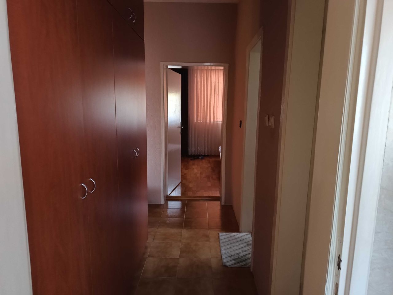 Продава се Етаж от къща в Хасково, Дружба 1 - 210 кв.м за 486 €/кв.м - Снимка #7