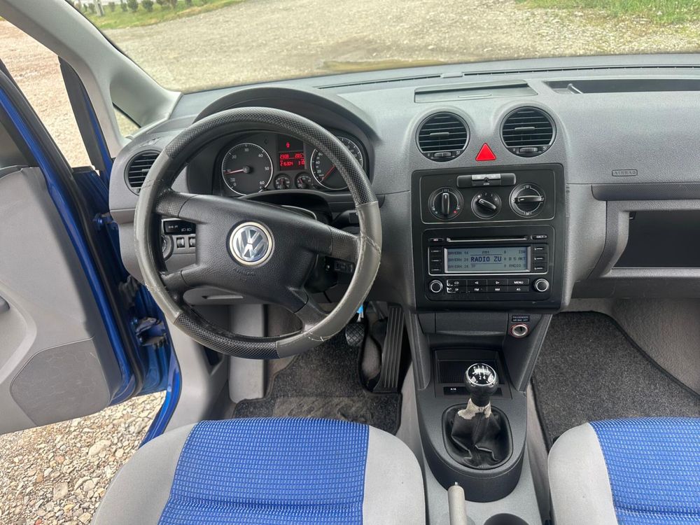 Vand VW Caddy life 5 locuri si aer conditionat