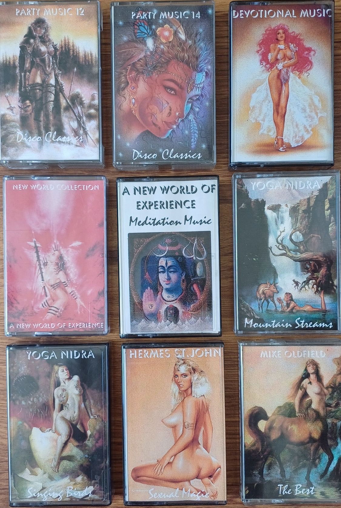 Vând casete audio
