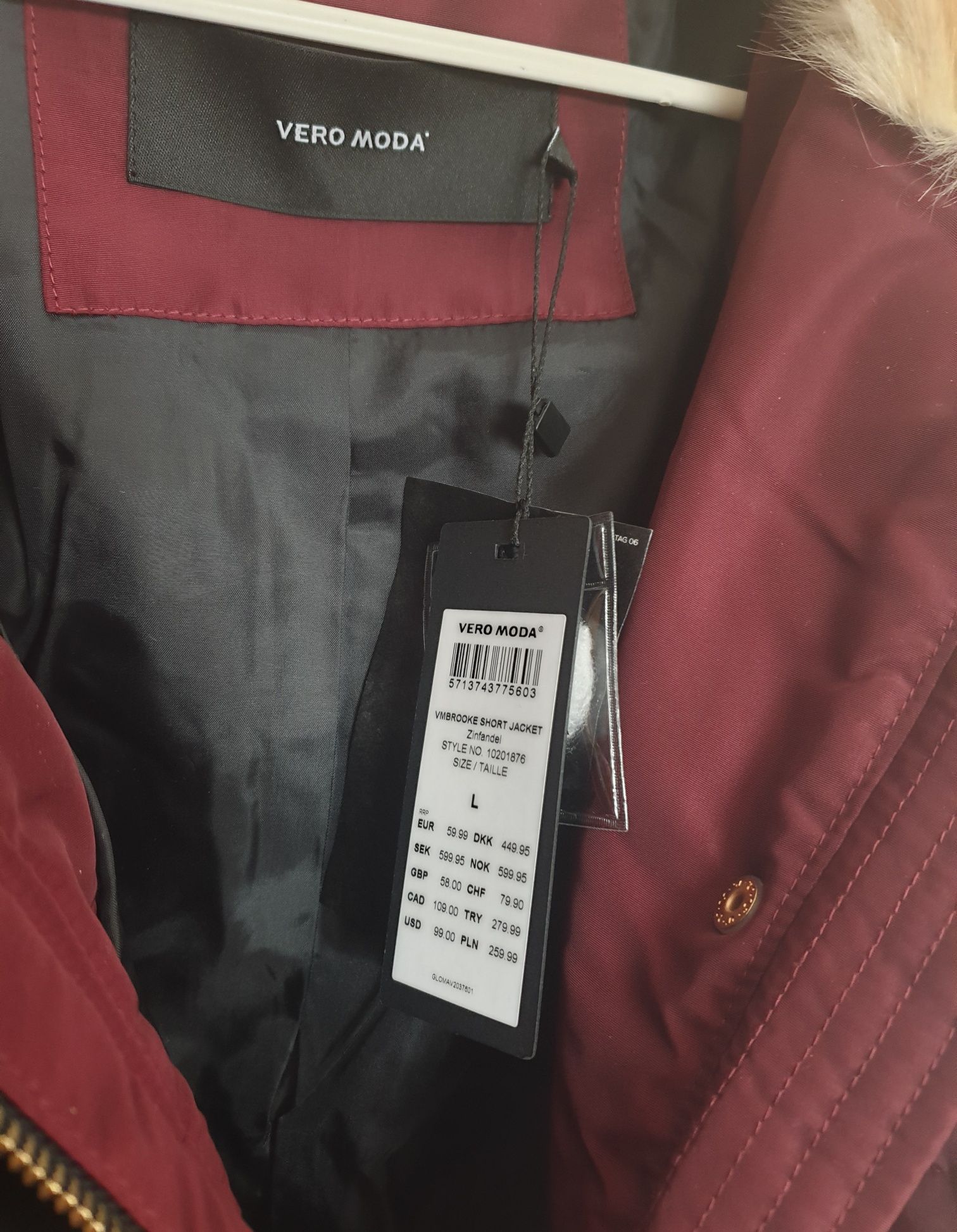 Urgent! Geaca Vero Moda marimea L